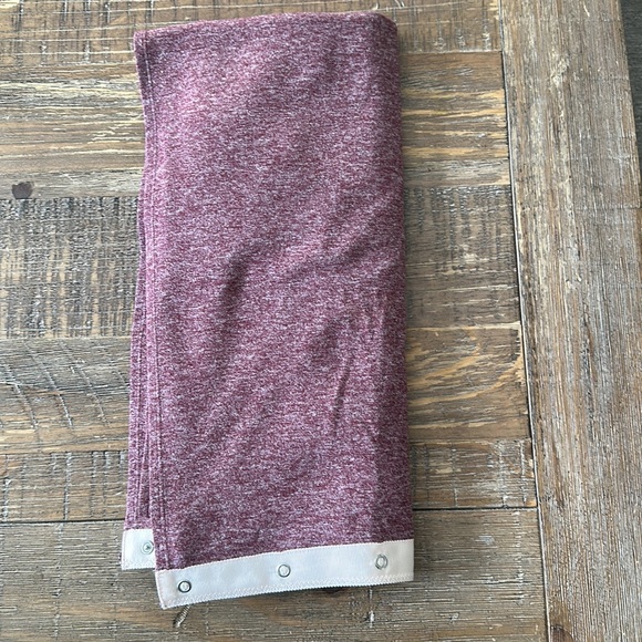 Lululemon Vinyasa Scarf - Picture 6 of 8